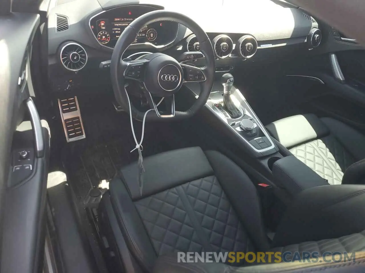 8 Photograph of a damaged car TRUAEAFV4N1005885 AUDI TT 2022