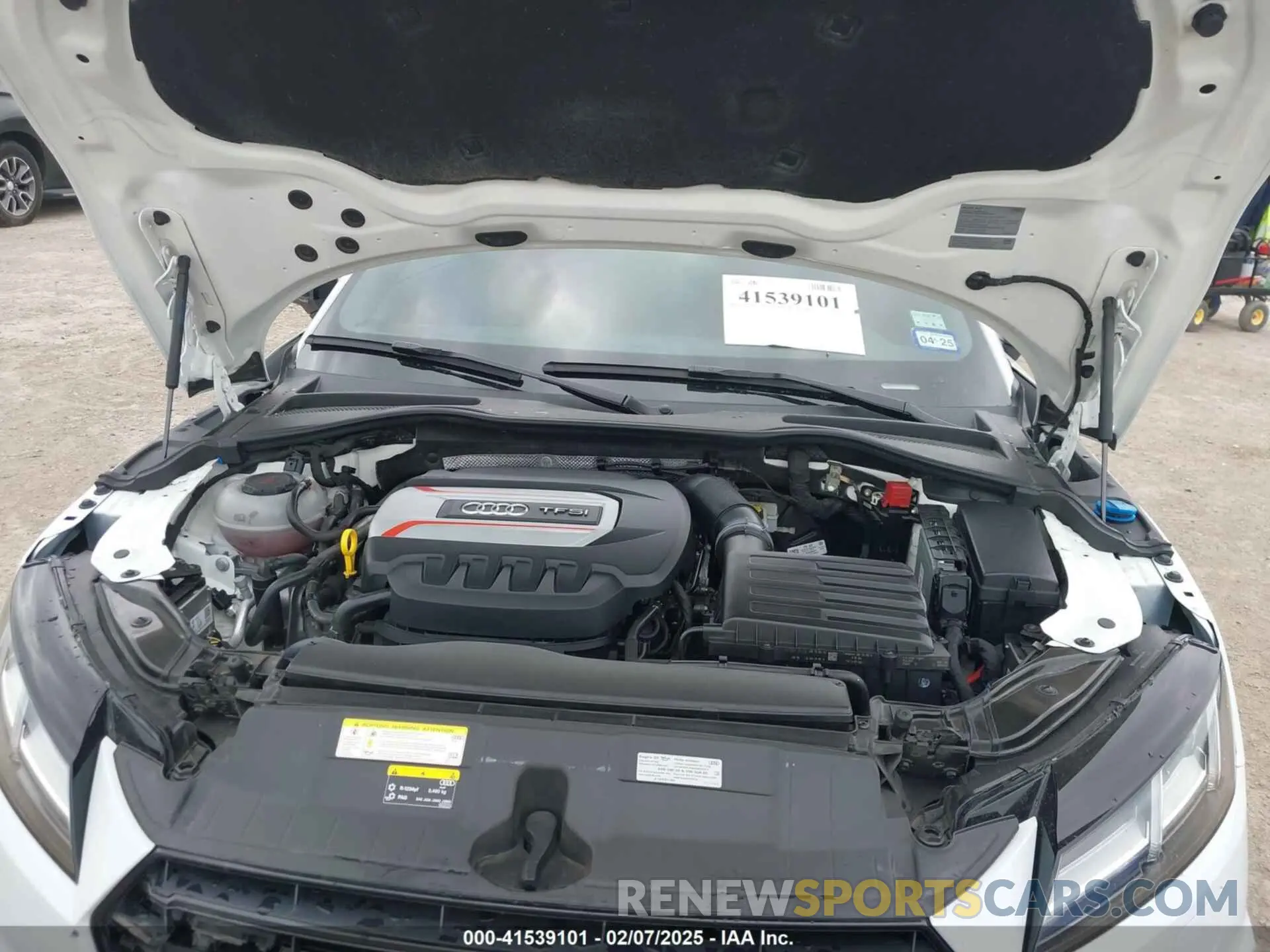 10 Photograph of a damaged car TRUA1AFV4L1006379 AUDI TTS 2020