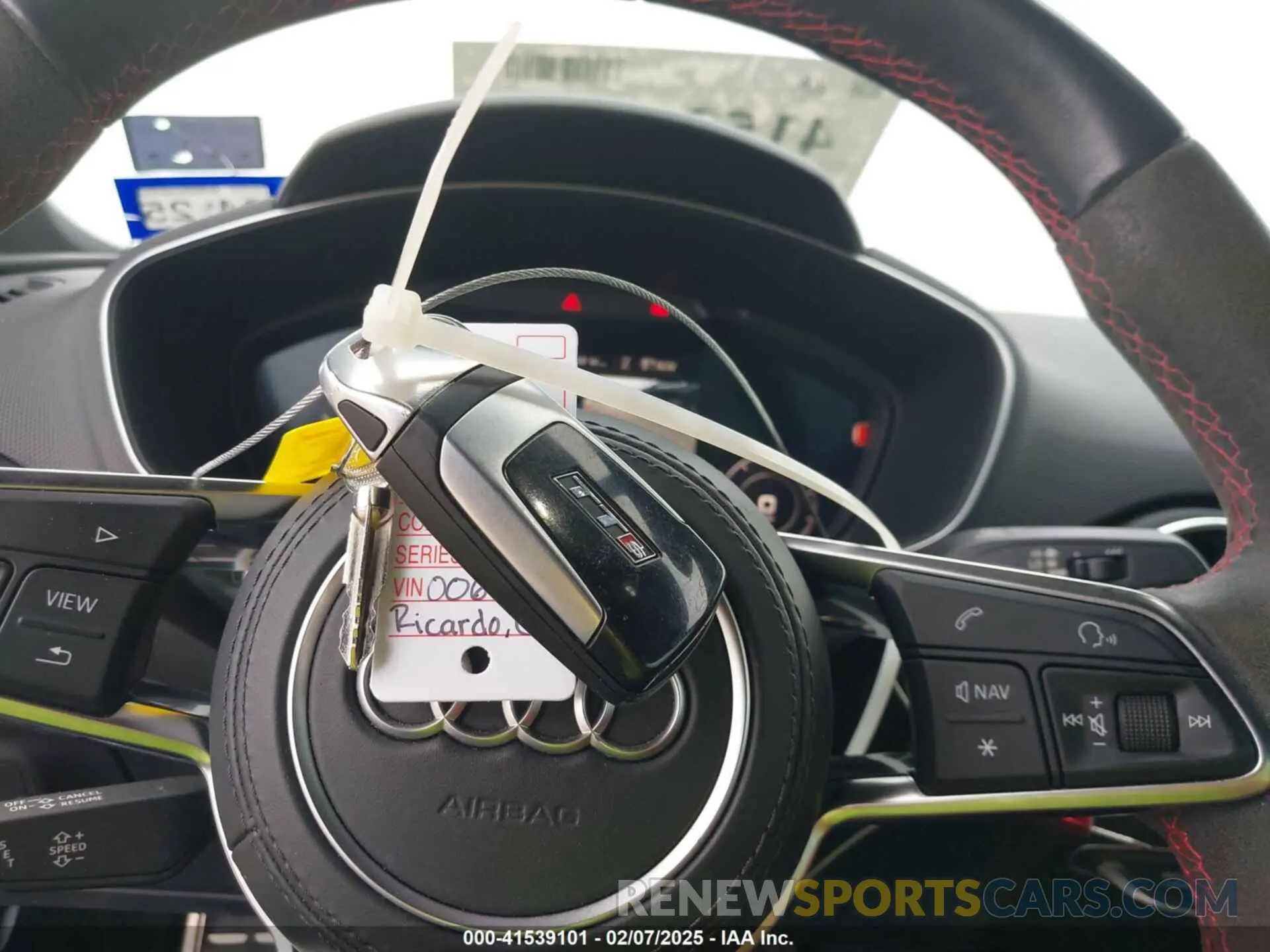 11 Photograph of a damaged car TRUA1AFV4L1006379 AUDI TTS 2020