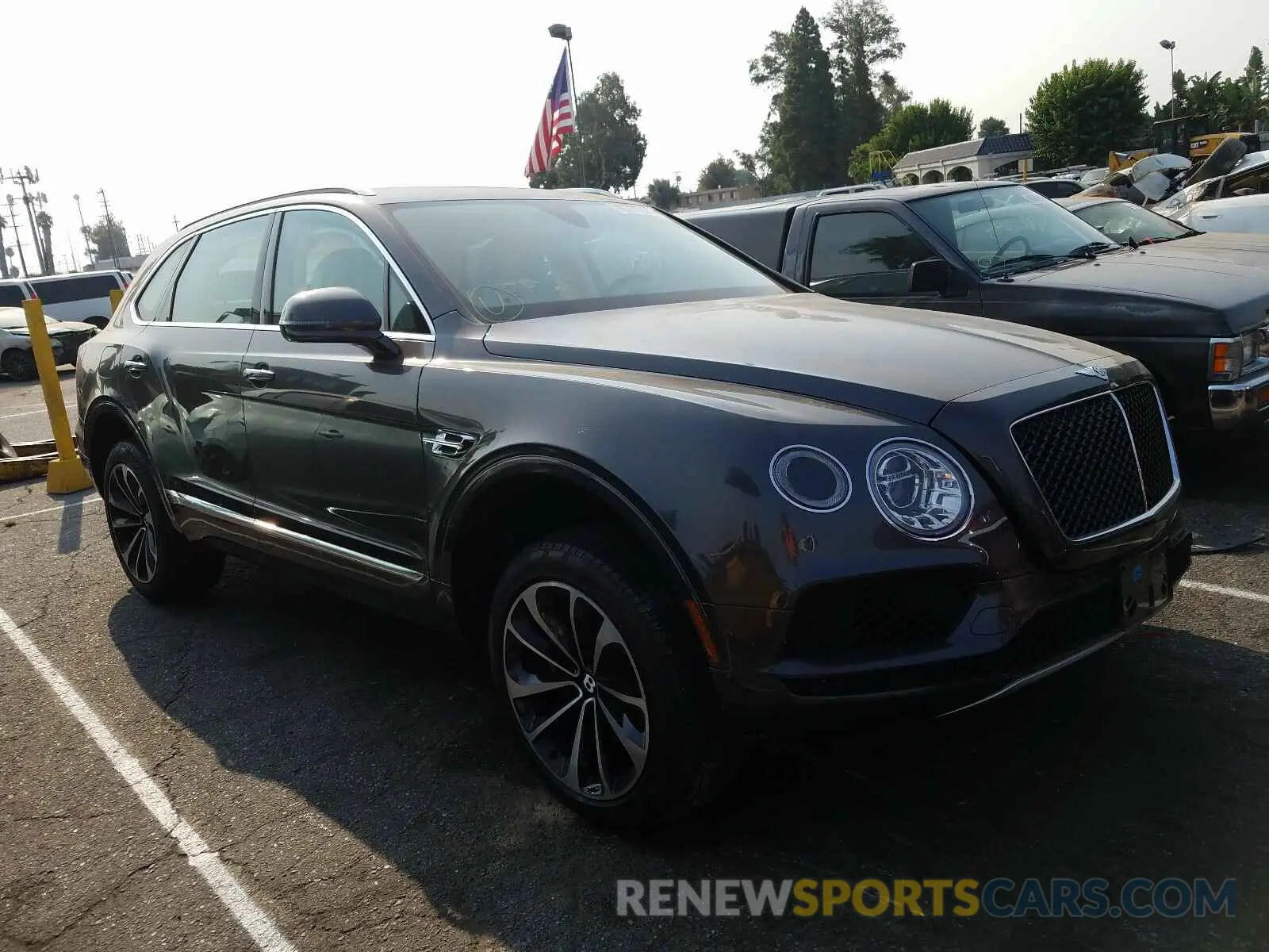 1 Photograph of a damaged car SJAAM2ZV4KC024937 BENTLEY ALL MODELS 2019