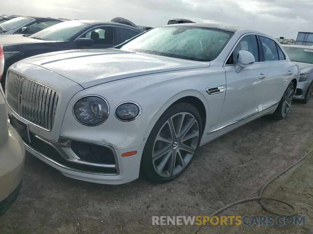 1 Фотография поврежденного автомобиля SCBBB6ZG2LC079831 BENTLEY ALL MODELS 2020