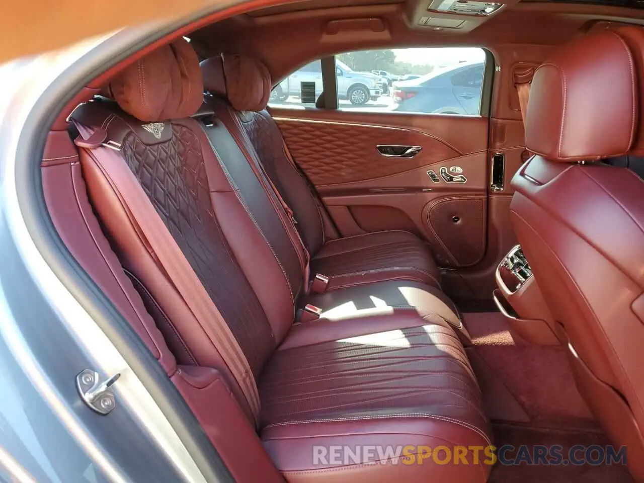 10 Photograph of a damaged car SCBBB6ZG9LC080734 BENTLEY ALL MODELS 2020