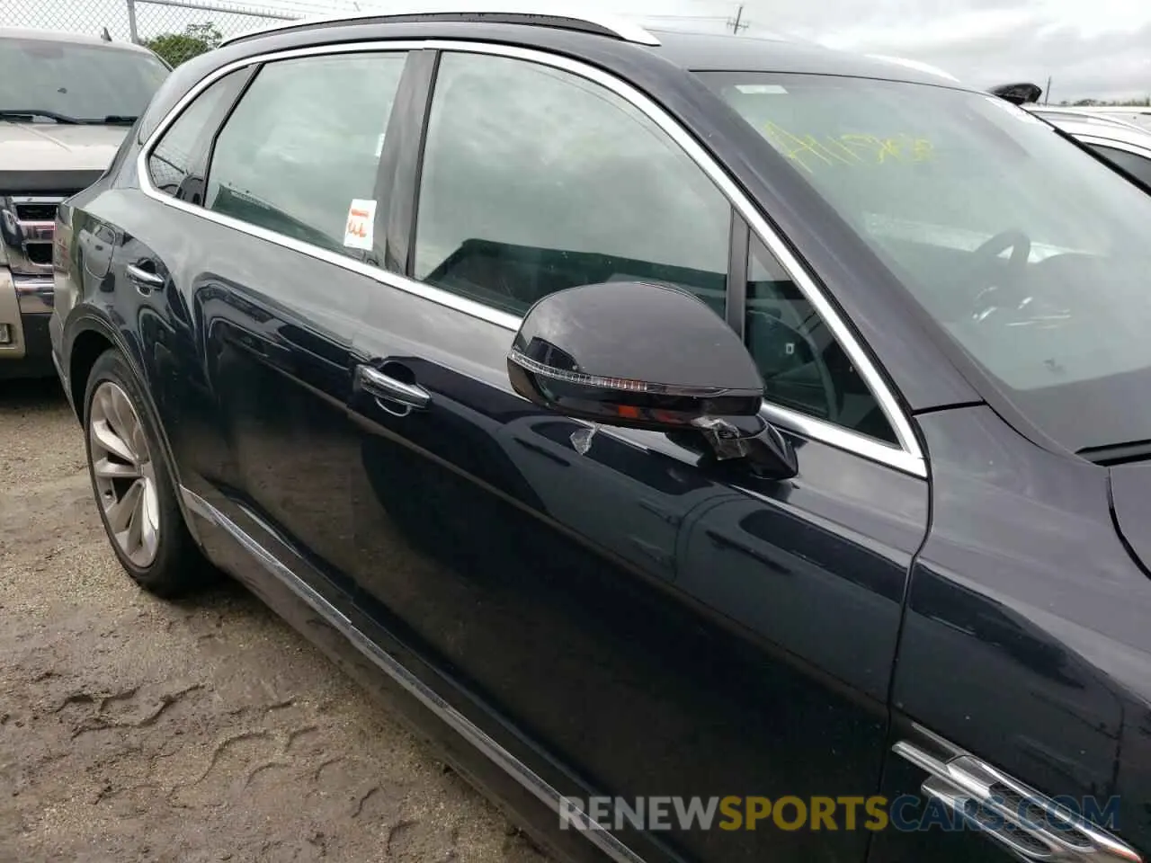 9 Photograph of a damaged car SJAAM2ZV1LC030177 BENTLEY ALL MODELS 2020