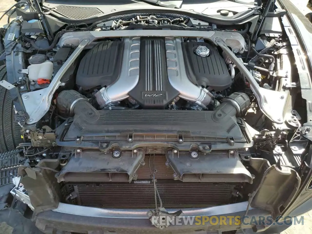 12 Фотография поврежденного автомобиля SCBBB6ZG7NC097762 BENTLEY ALL MODELS 2022