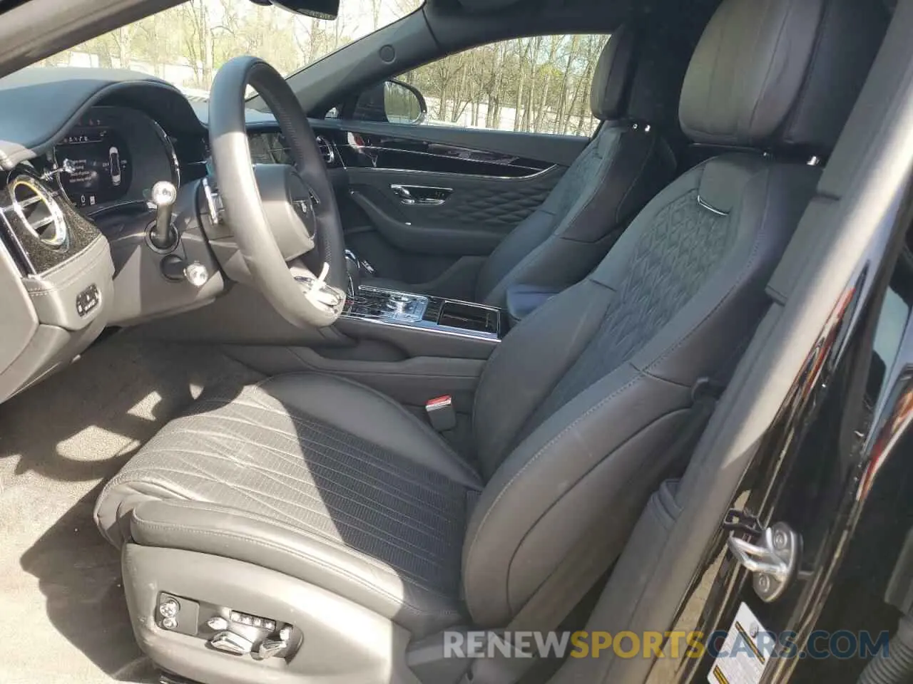 7 Фотография поврежденного автомобиля SCBBB6ZG7NC097762 BENTLEY ALL MODELS 2022