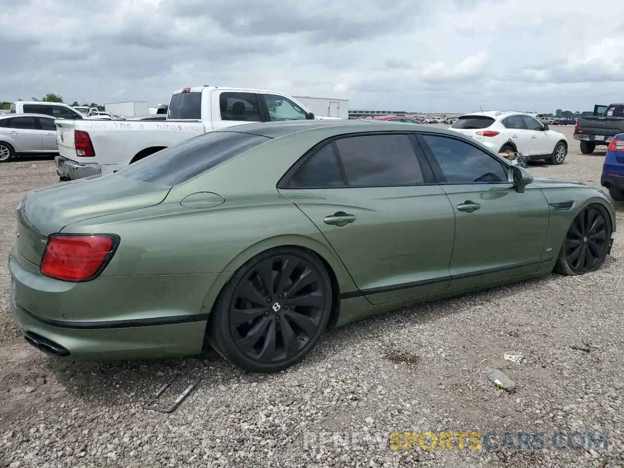 3 Фотография поврежденного автомобиля SCBBG6ZG0NC095627 BENTLEY ALL MODELS 2022