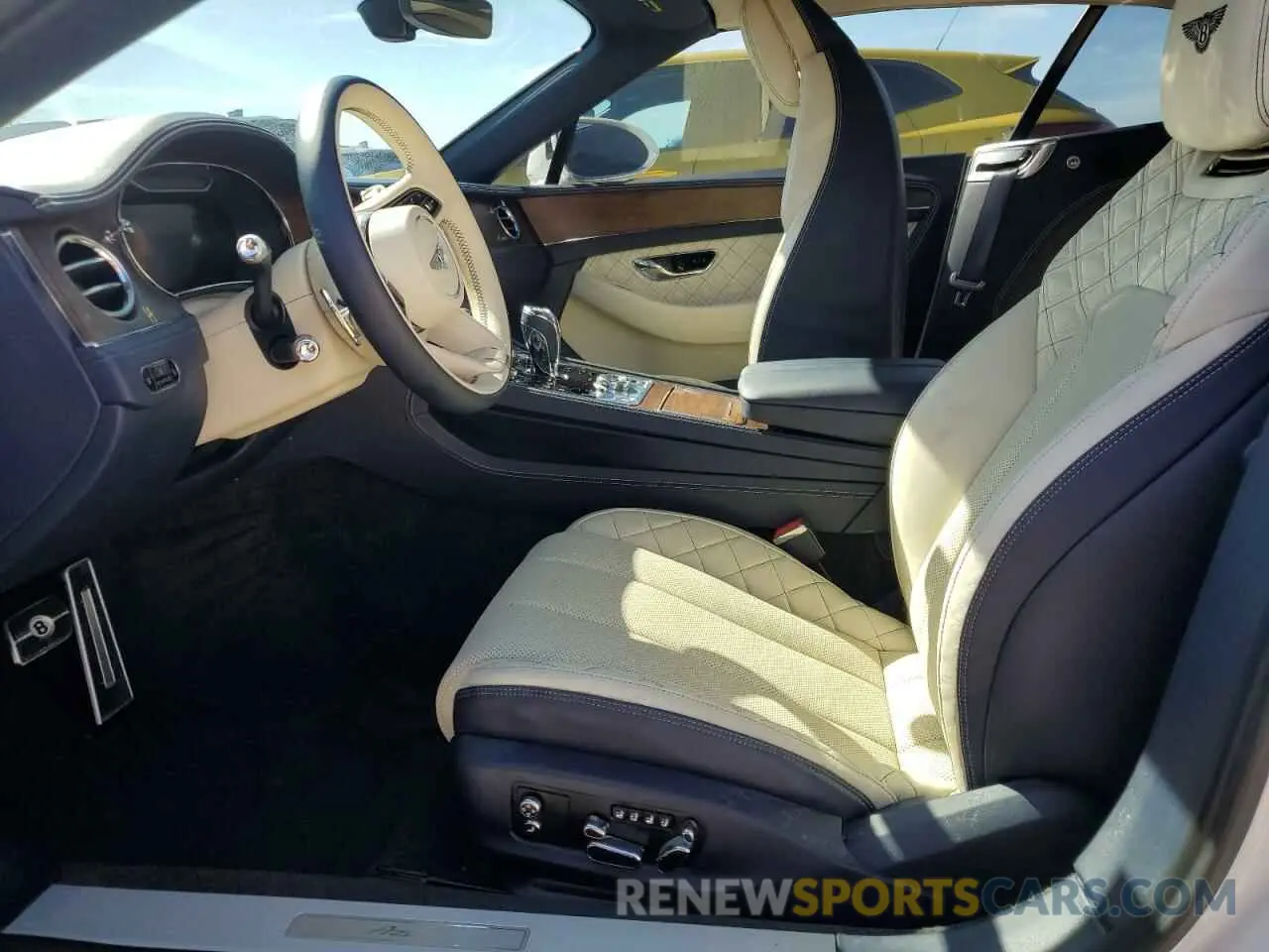 7 Фотография поврежденного автомобиля SCBDG4ZG8PC008251 BENTLEY CONTINENTA 2023