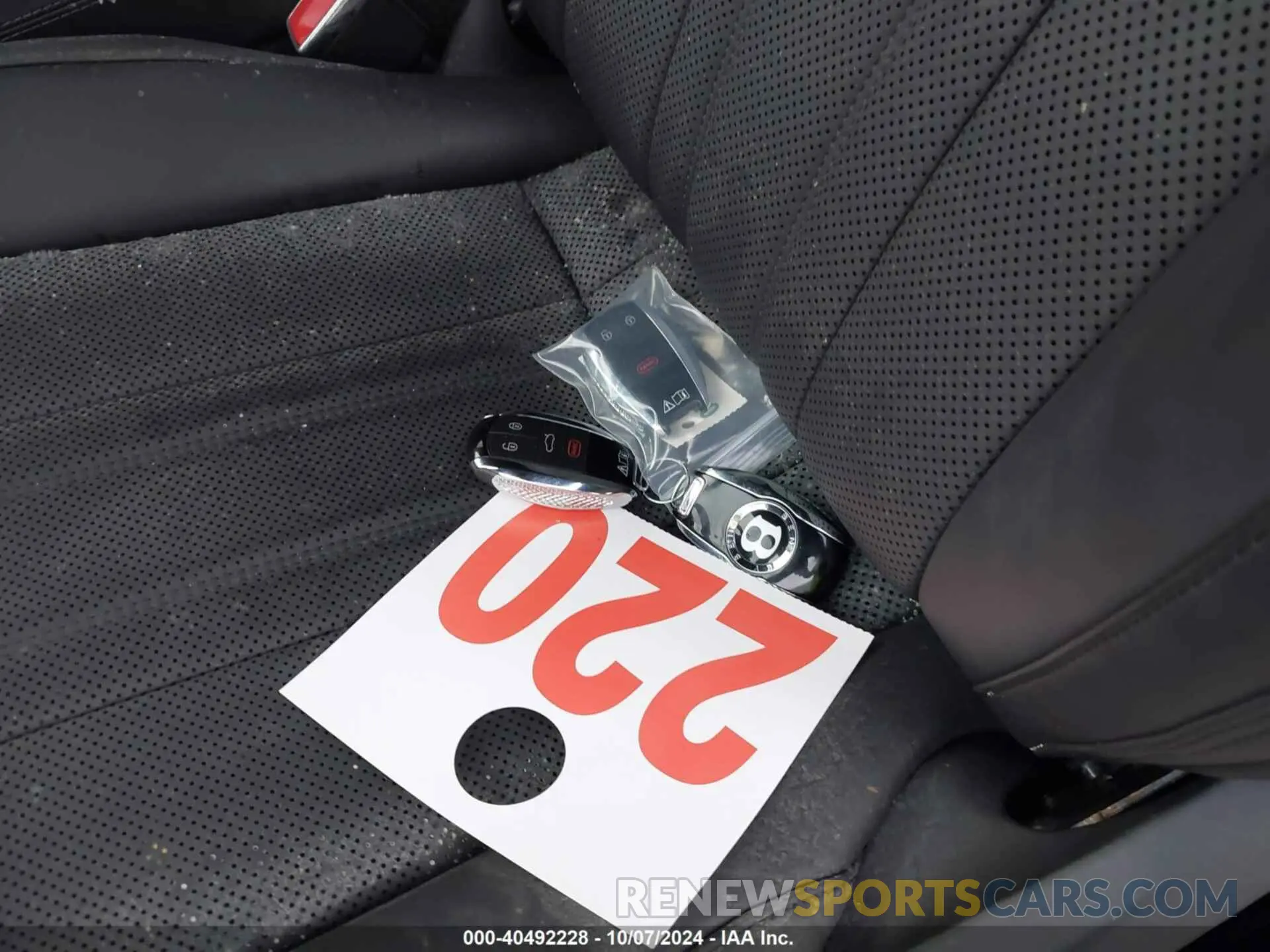 11 Photograph of a damaged car SCBDG4ZG7PC007222 BENTLEY CONTINENTAL GT 2023