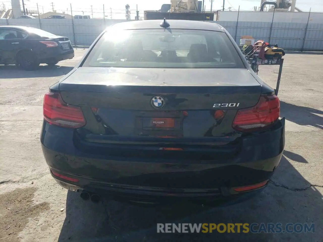 6 Фотография поврежденного автомобиля WBA2J1C02L7E63633 BMW 2 SERIES 2020