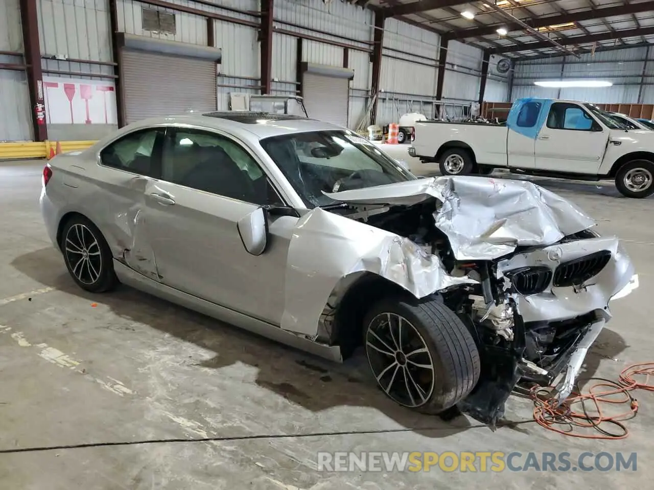 4 Фотография поврежденного автомобиля WBA2J1C04L7E46655 BMW 2 SERIES 2020