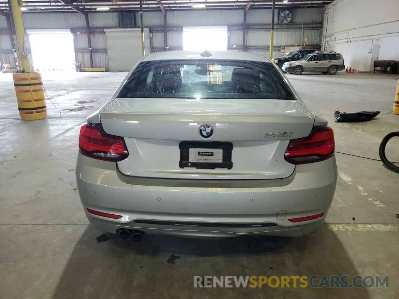 6 Фотография поврежденного автомобиля WBA2J1C04L7E46655 BMW 2 SERIES 2020