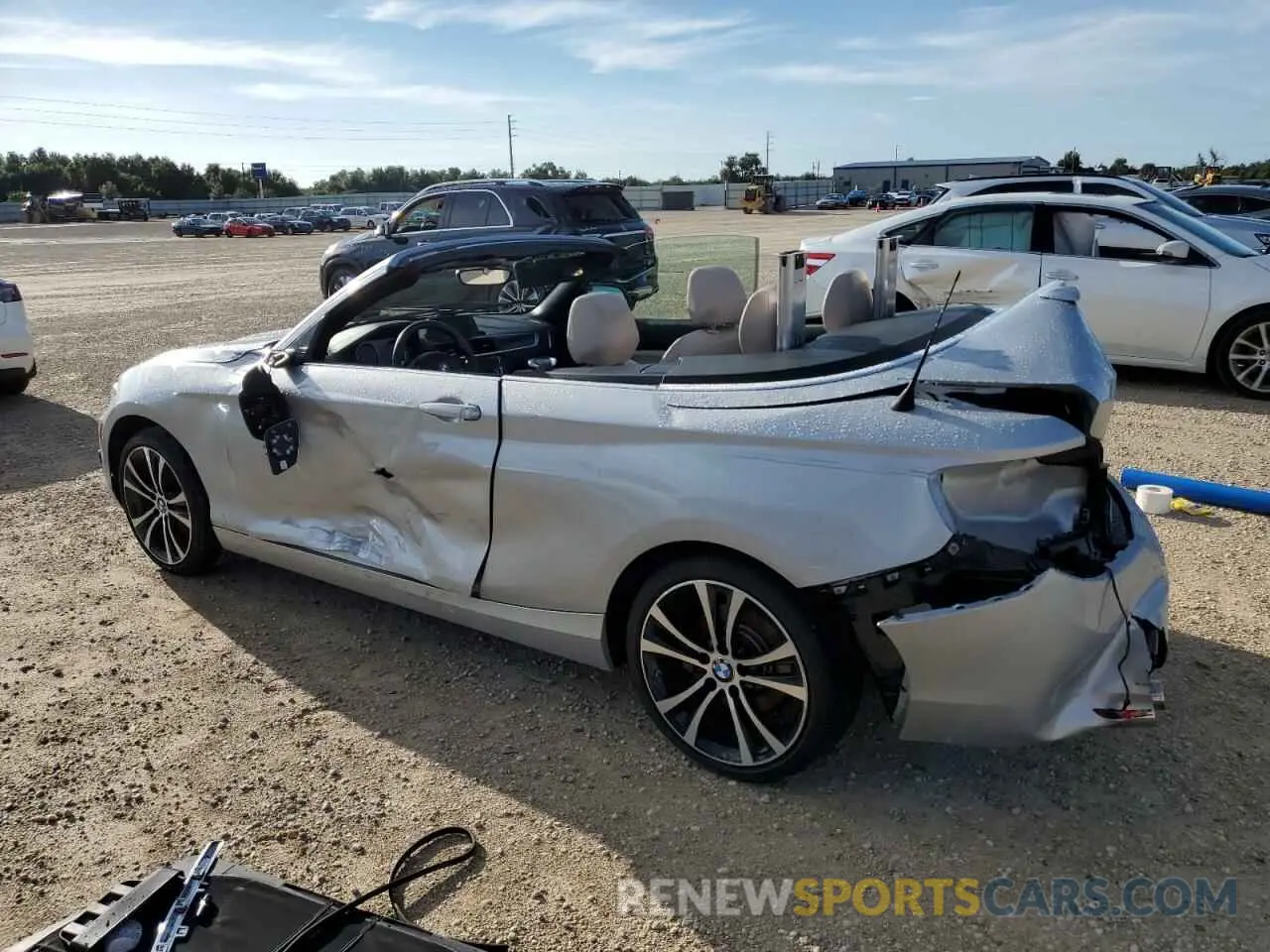 2 Photograph of a damaged car WBA2M7C03L7E18081 BMW 2 SERIES 2020