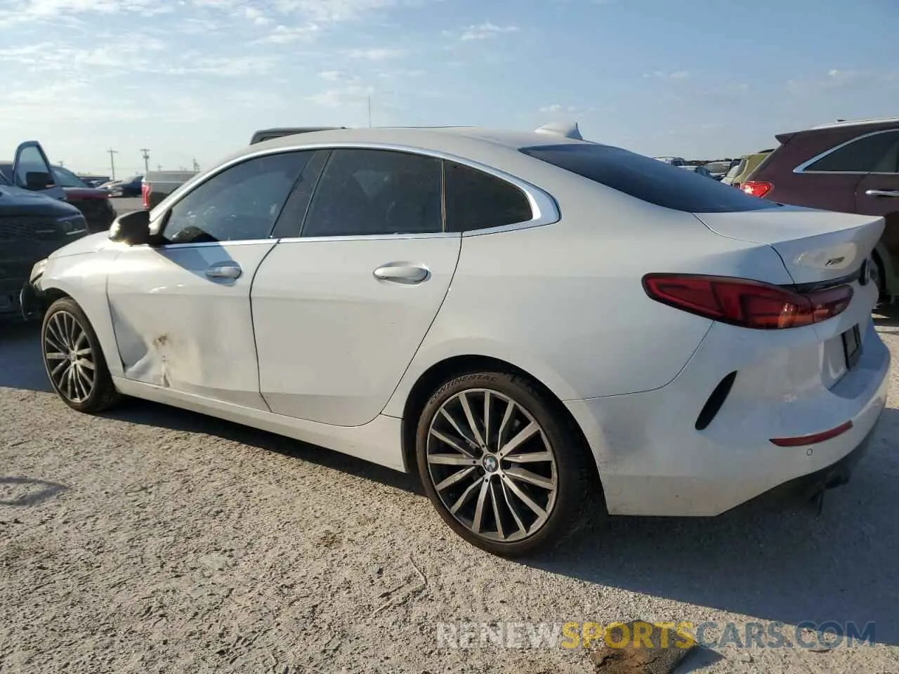 2 Фотография поврежденного автомобиля WBA73AK00L7G03714 BMW 2 SERIES 2020