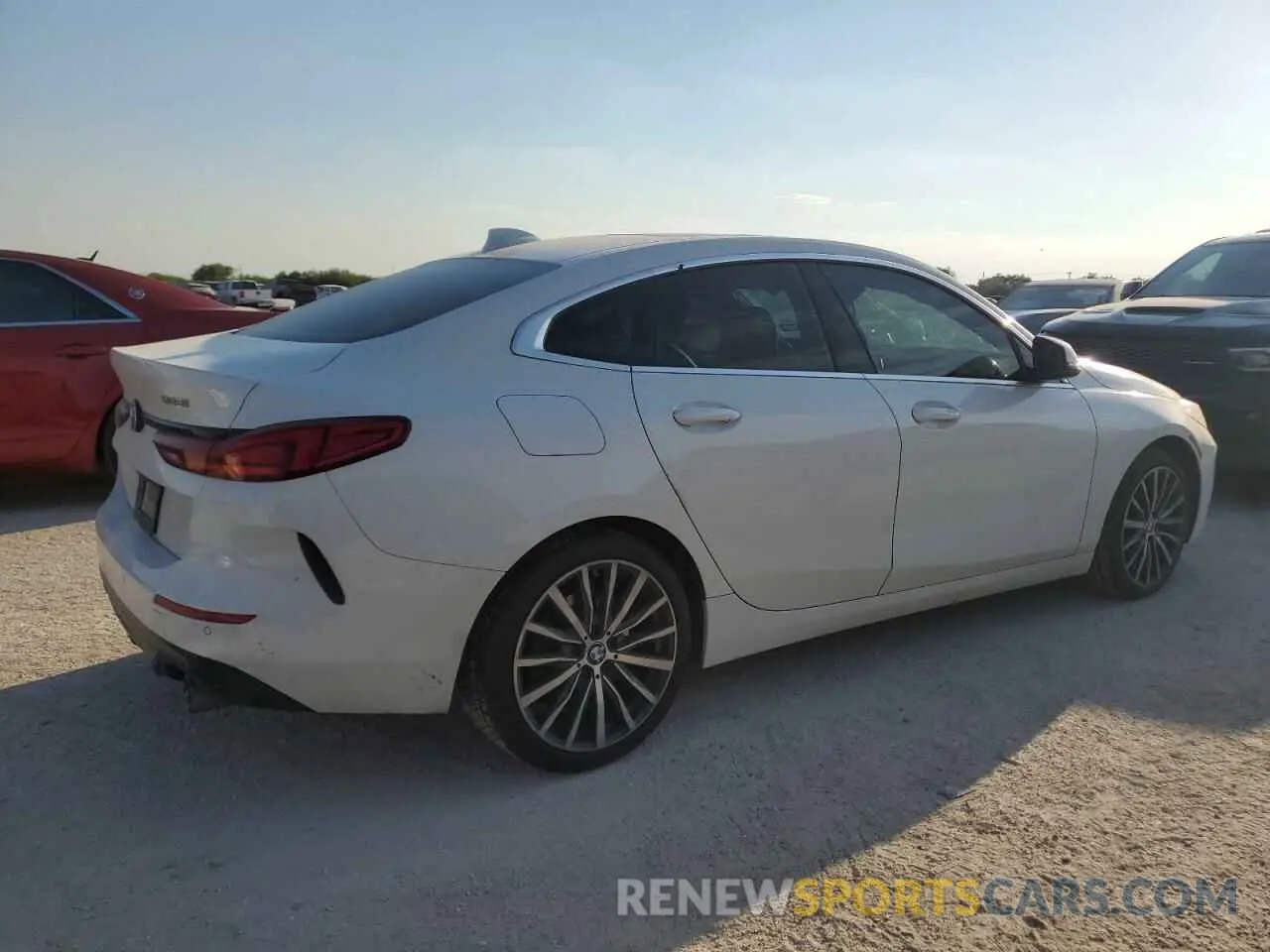 3 Фотография поврежденного автомобиля WBA73AK00L7G03714 BMW 2 SERIES 2020
