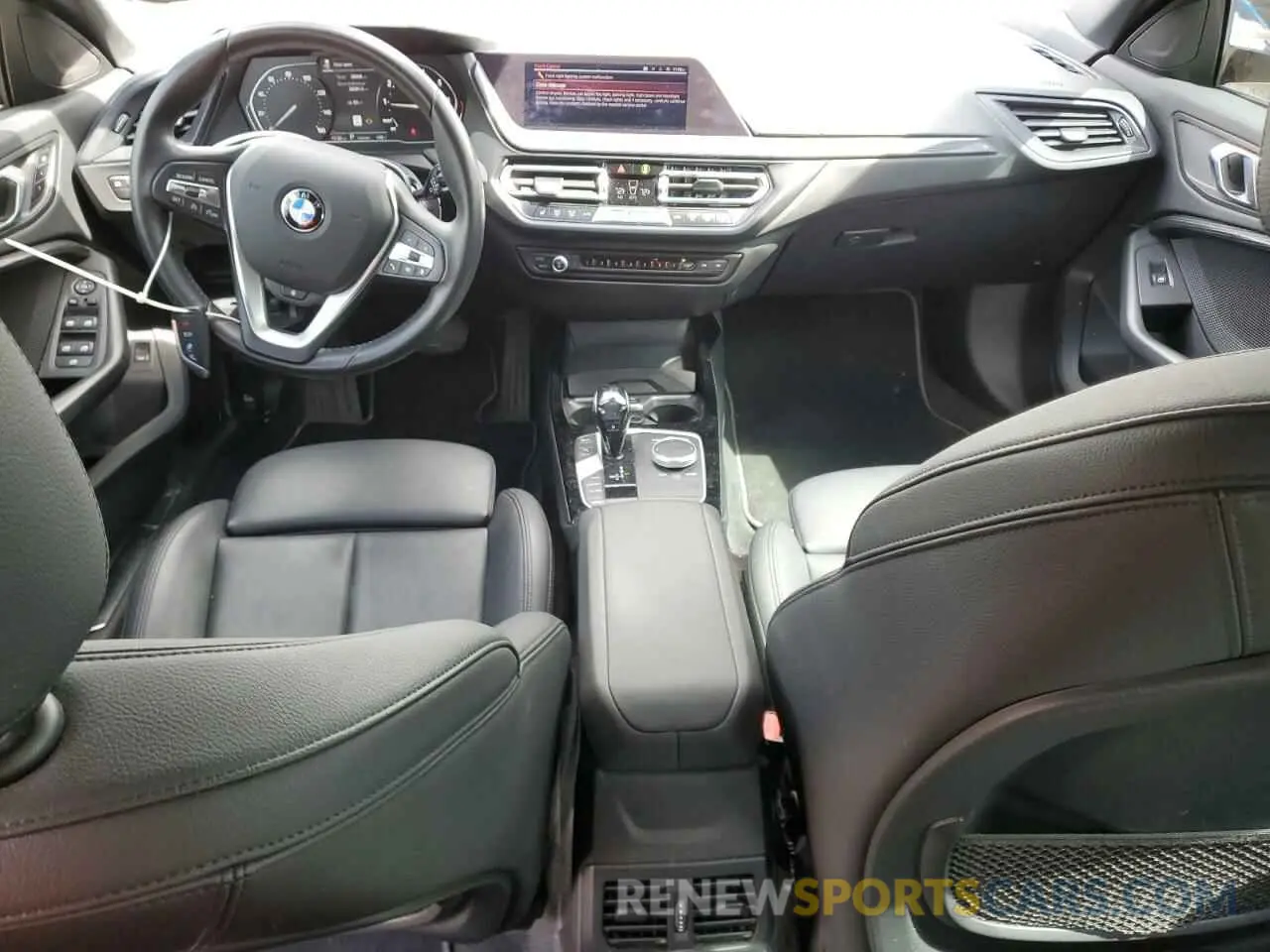 8 Фотография поврежденного автомобиля WBA73AK05M7H16818 BMW 2 SERIES 2021