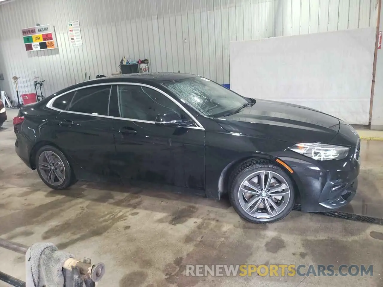 4 Фотография поврежденного автомобиля WBA73AK0XM7H40998 BMW 2 SERIES 2021