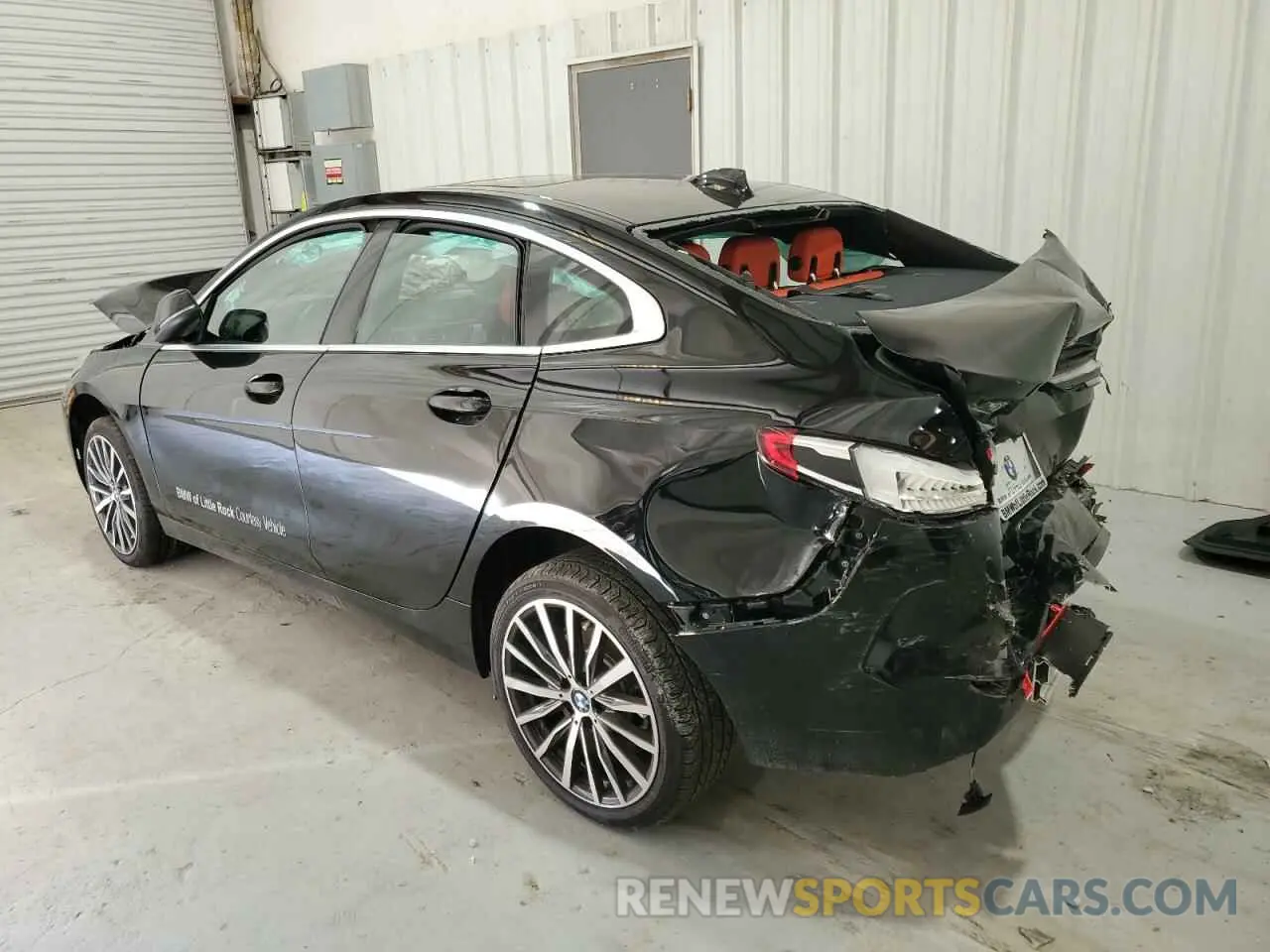 2 Фотография поврежденного автомобиля WBA53AK03R7R15250 BMW 2 SERIES 2024