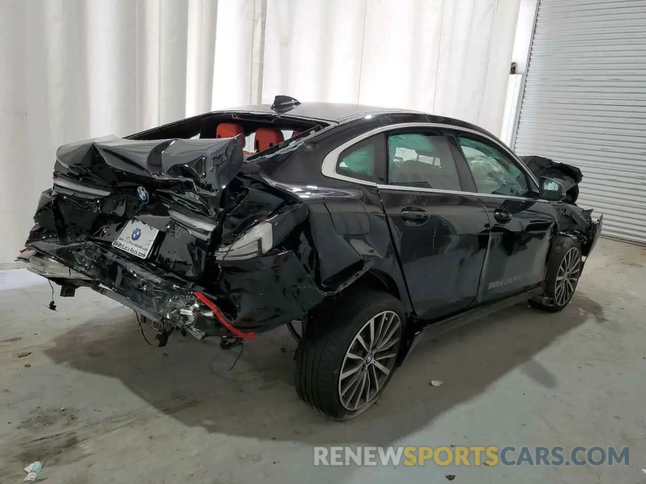 3 Фотография поврежденного автомобиля WBA53AK03R7R15250 BMW 2 SERIES 2024