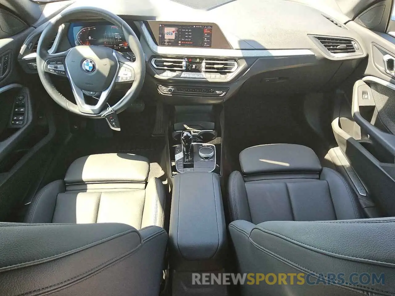 8 Фотография поврежденного автомобиля WBA53AK06R7R66726 BMW 2 SERIES 2024