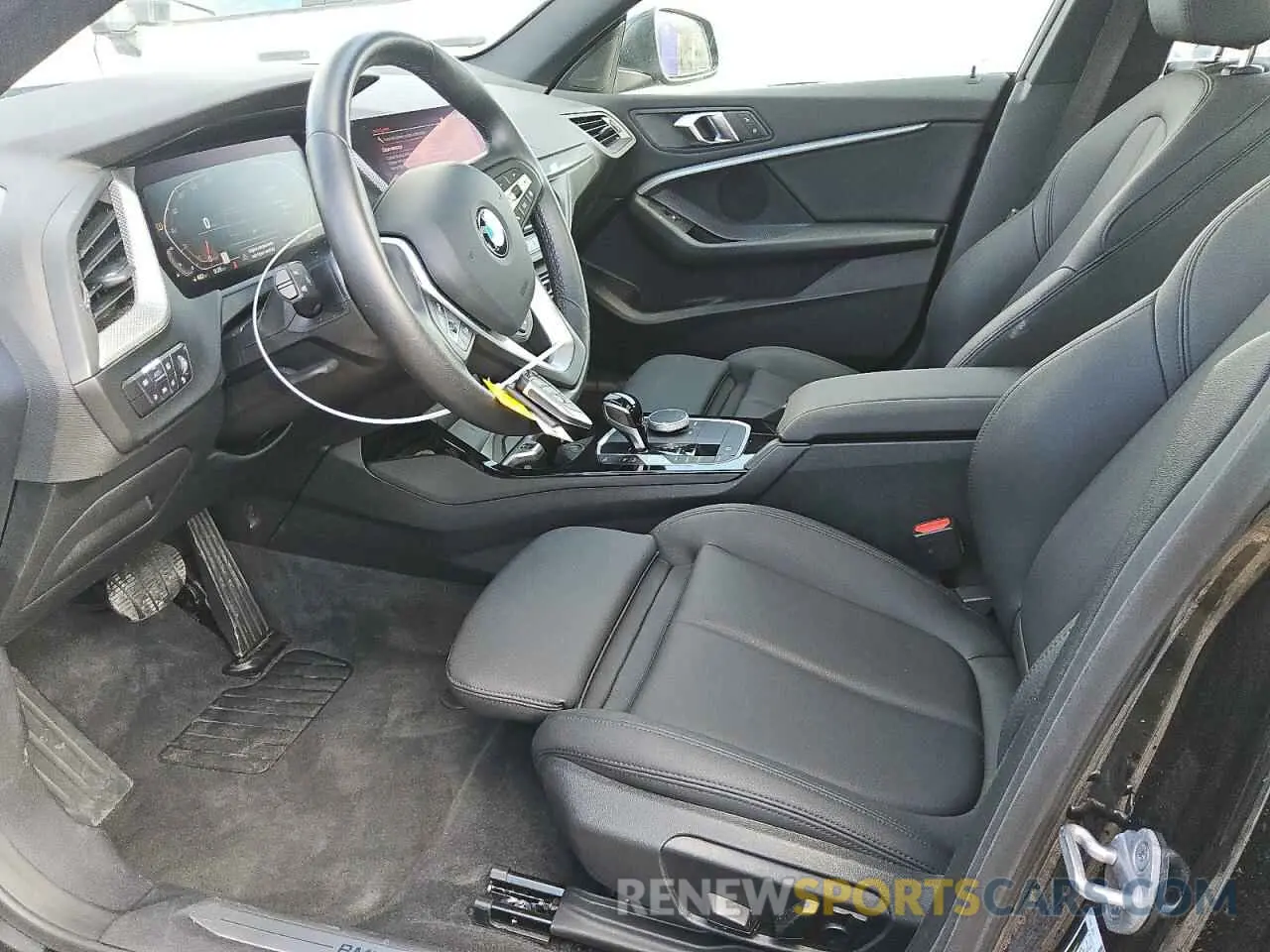 7 Фотография поврежденного автомобиля WBA53AK0XR7R54806 BMW 2 SERIES 2024