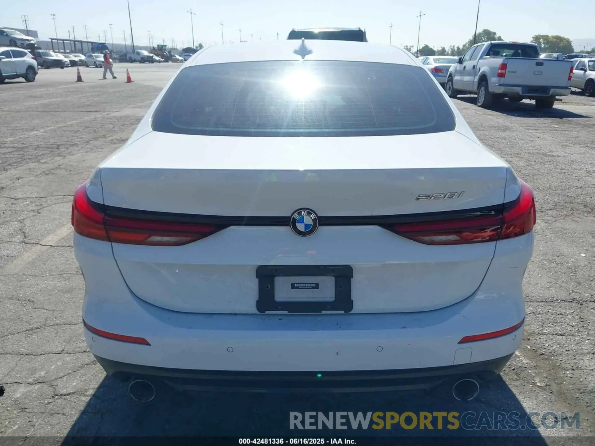 18 Photograph of a damaged car WBA53AK07M7H90359 BMW 228I GRAN COUPE 2021