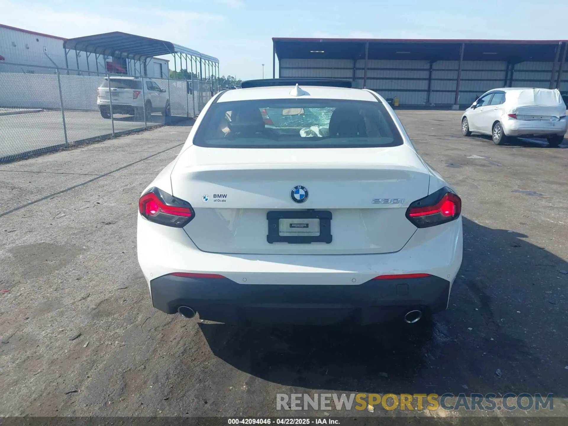 15 Photograph of a damaged car 3MW23CM0XN8C48827 BMW 230 2022