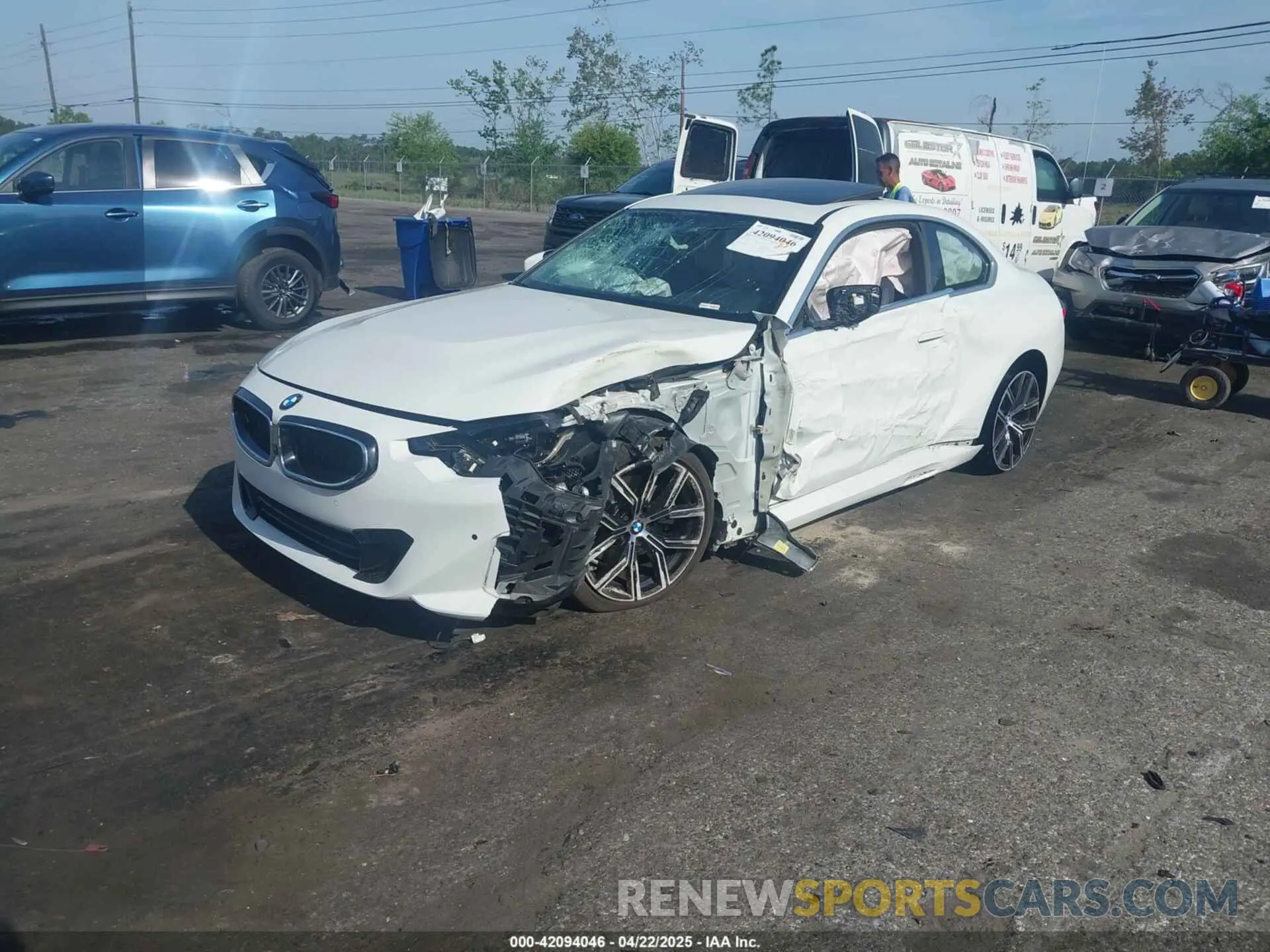 2 Photograph of a damaged car 3MW23CM0XN8C48827 BMW 230 2022