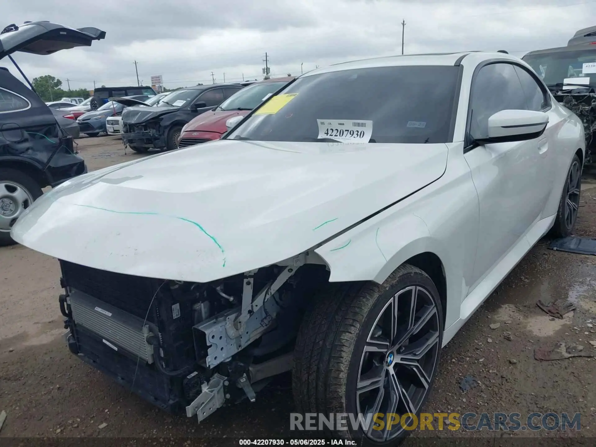 2 Photograph of a damaged car 3MW23CM02P8D39187 BMW 230 2023