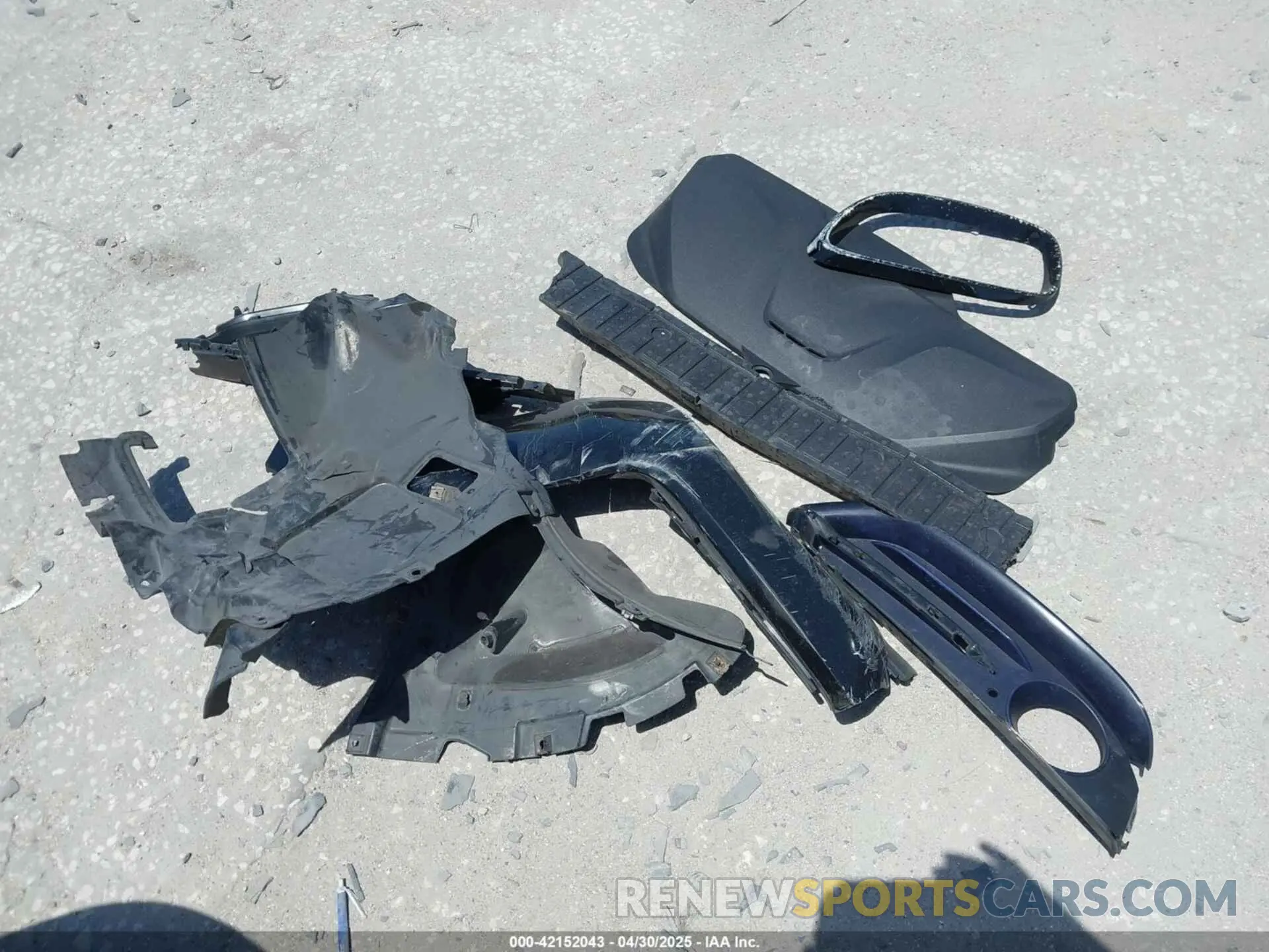 12 Photograph of a damaged car WBA2K1C04L7G06384 BMW 230I 2020