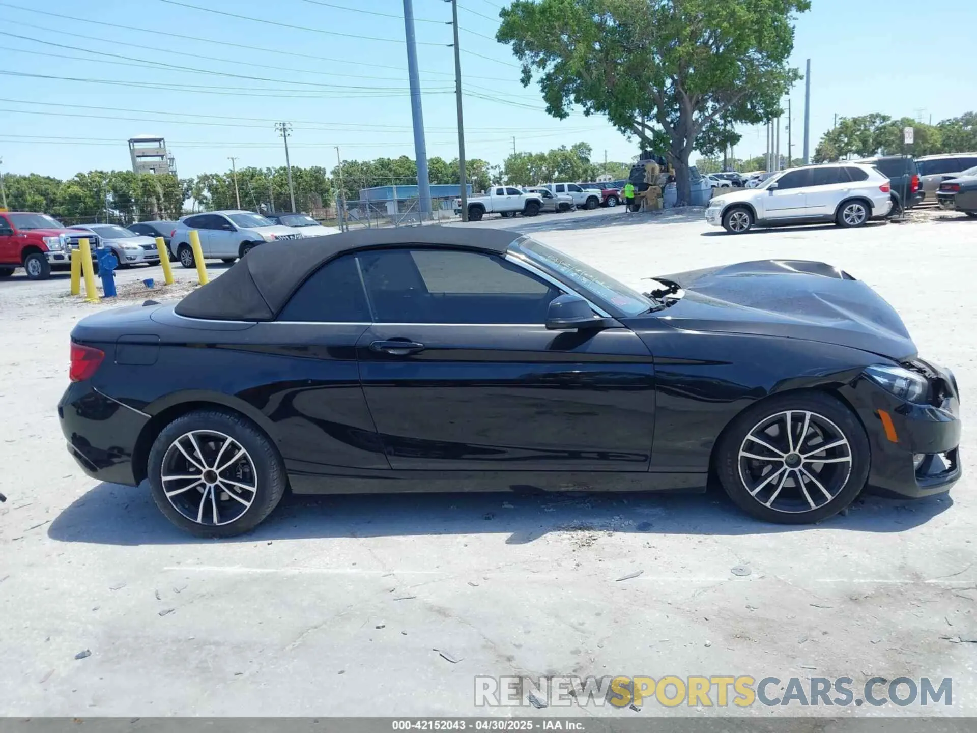 14 Photograph of a damaged car WBA2K1C04L7G06384 BMW 230I 2020