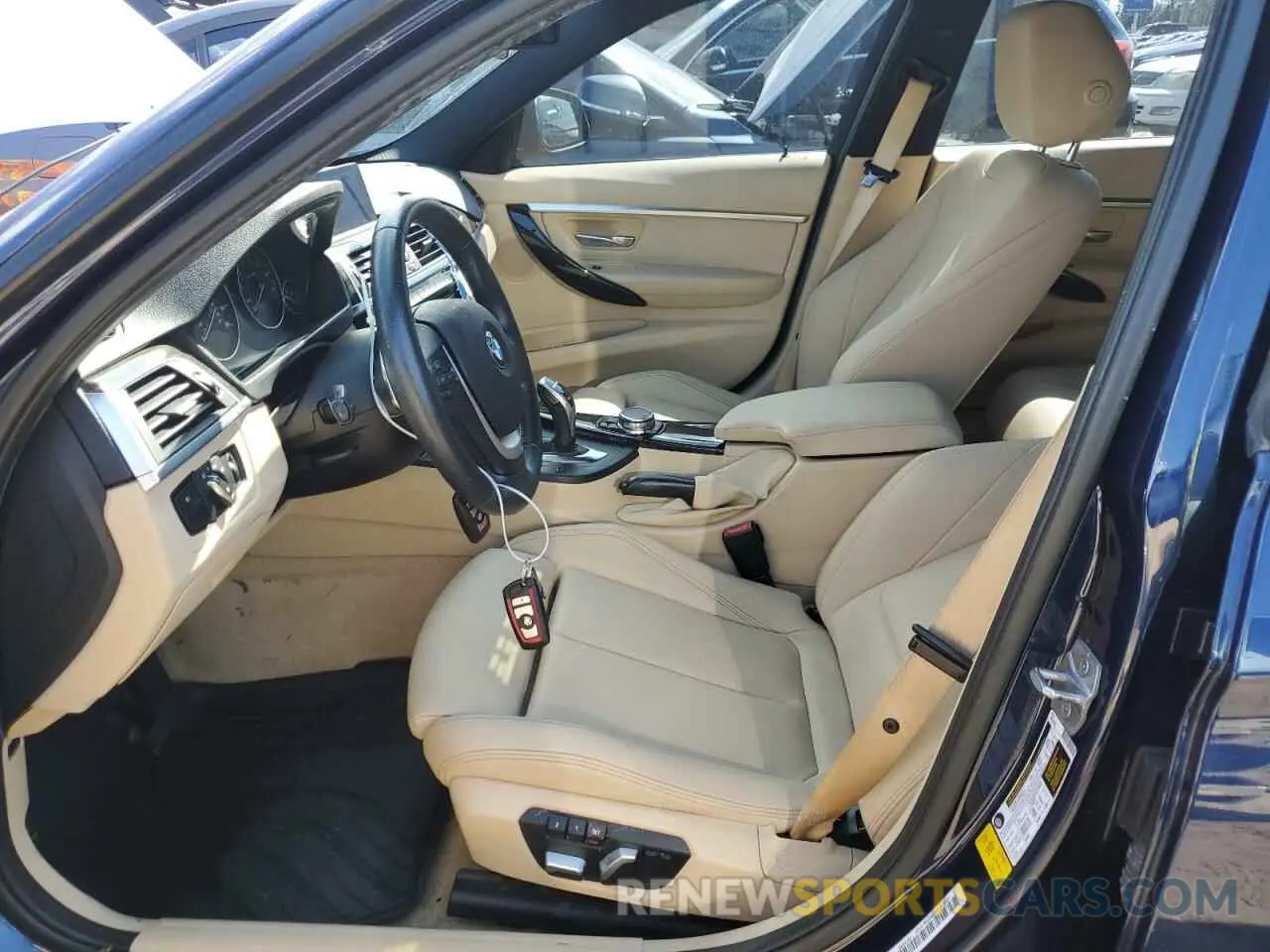 7 Photograph of a damaged car WBA8E9G52GNU28754 BMW 3 SERIES 2016