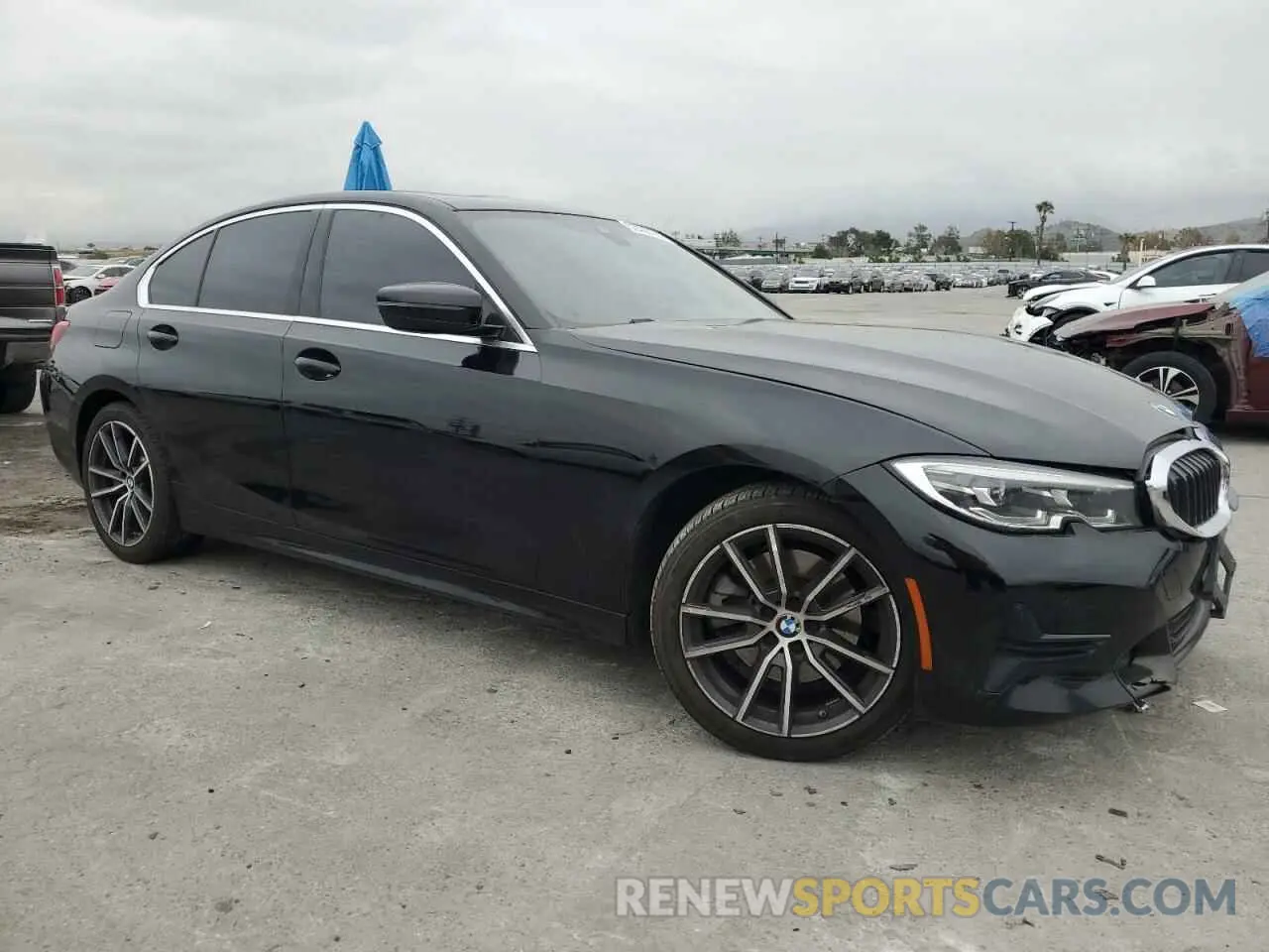 4 Photograph of a damaged car 3MW5R1J54K8A05655 BMW 3 SERIES 2019