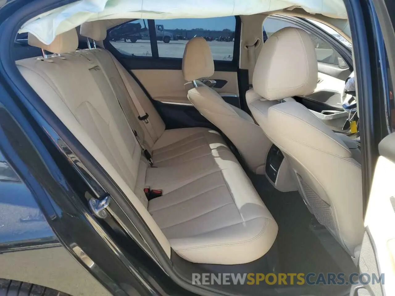 10 Фотография поврежденного автомобиля 3MW5R1J56K8A03860 BMW 3 SERIES 2019
