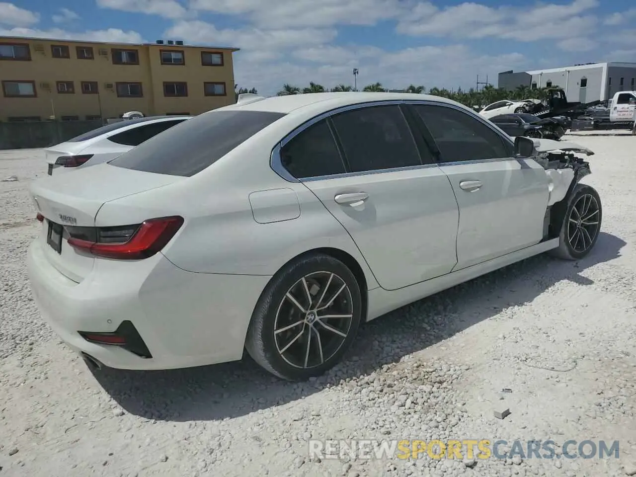 3 Photograph of a damaged car 3MW5R1J56K8A04166 BMW 3 SERIES 2019