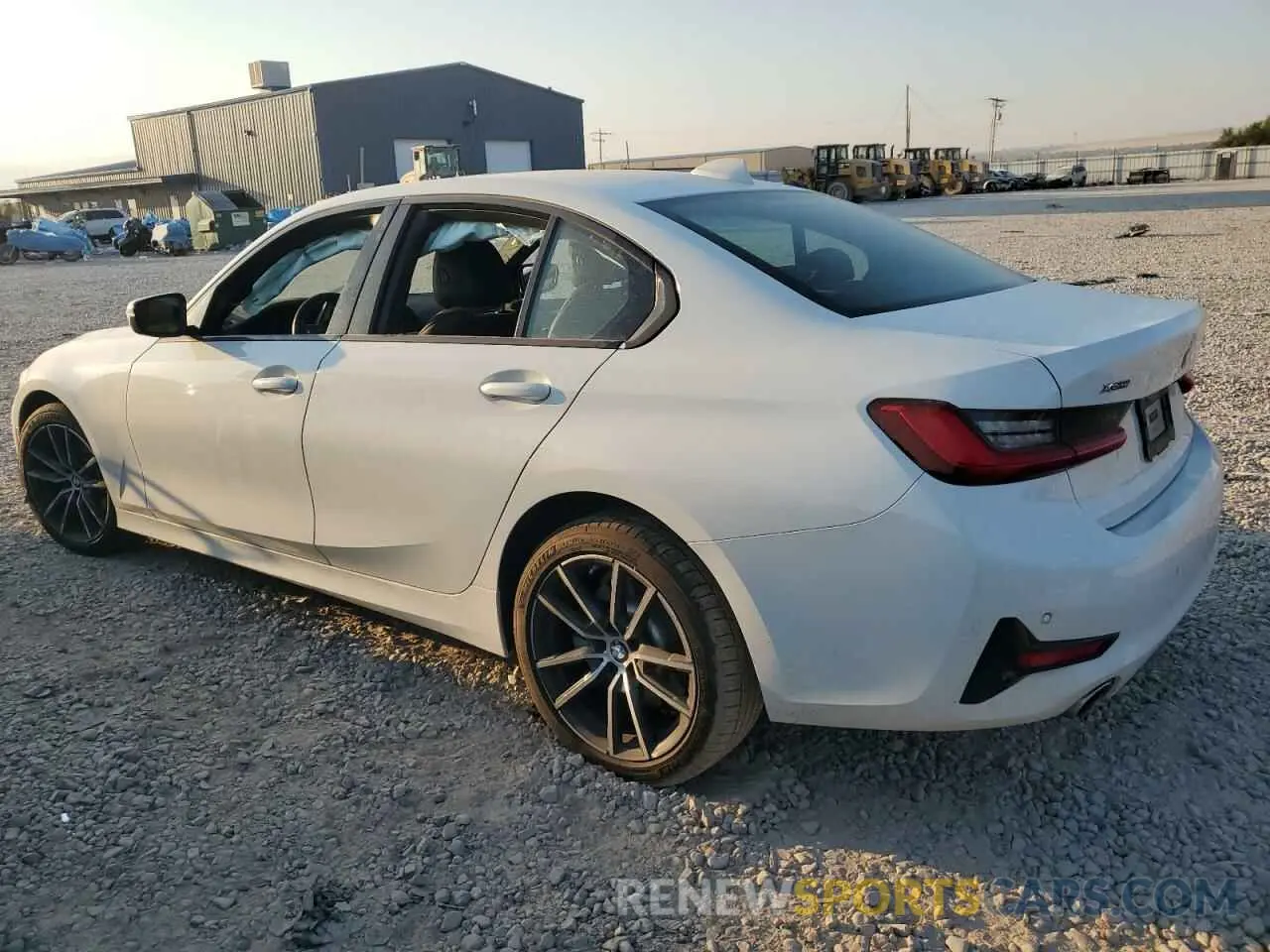2 Фотография поврежденного автомобиля 3MW5R7J50K8B00300 BMW 3 SERIES 2019