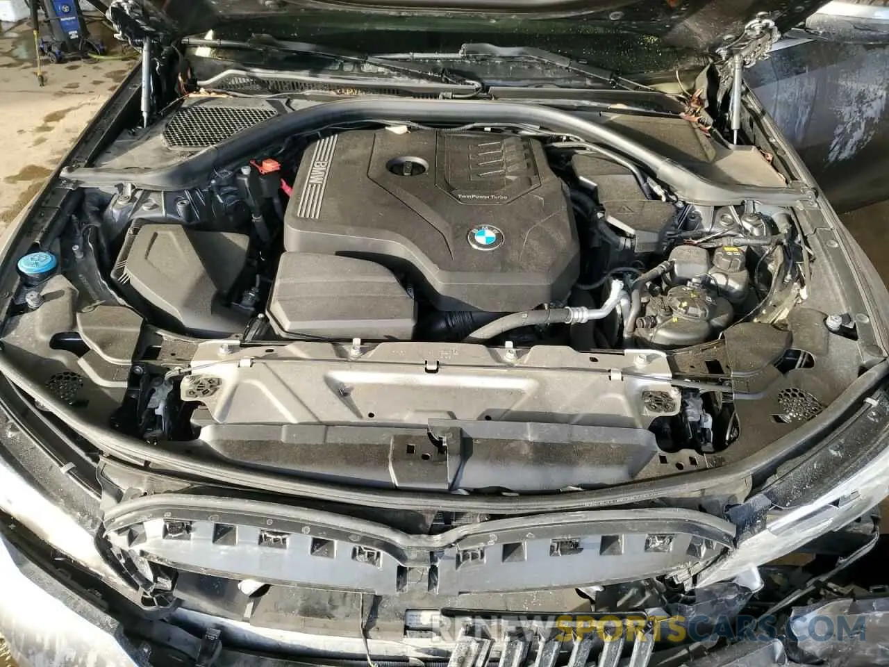 11 Фотография поврежденного автомобиля 3MW5R7J56K8B01550 BMW 3 SERIES 2019