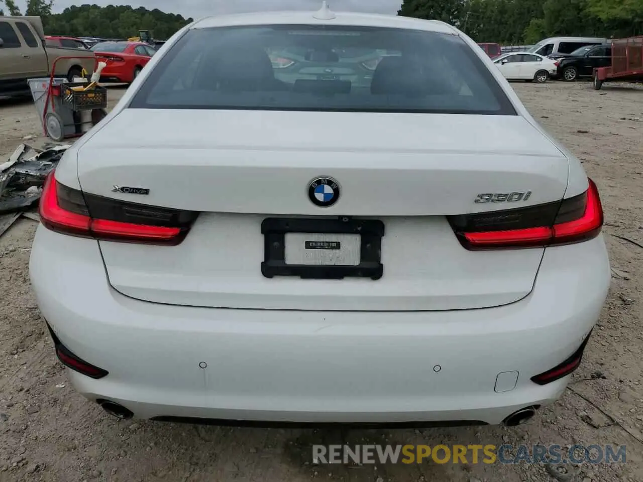 6 Photograph of a damaged car 3MW5R7J57K8B00102 BMW 3 SERIES 2019