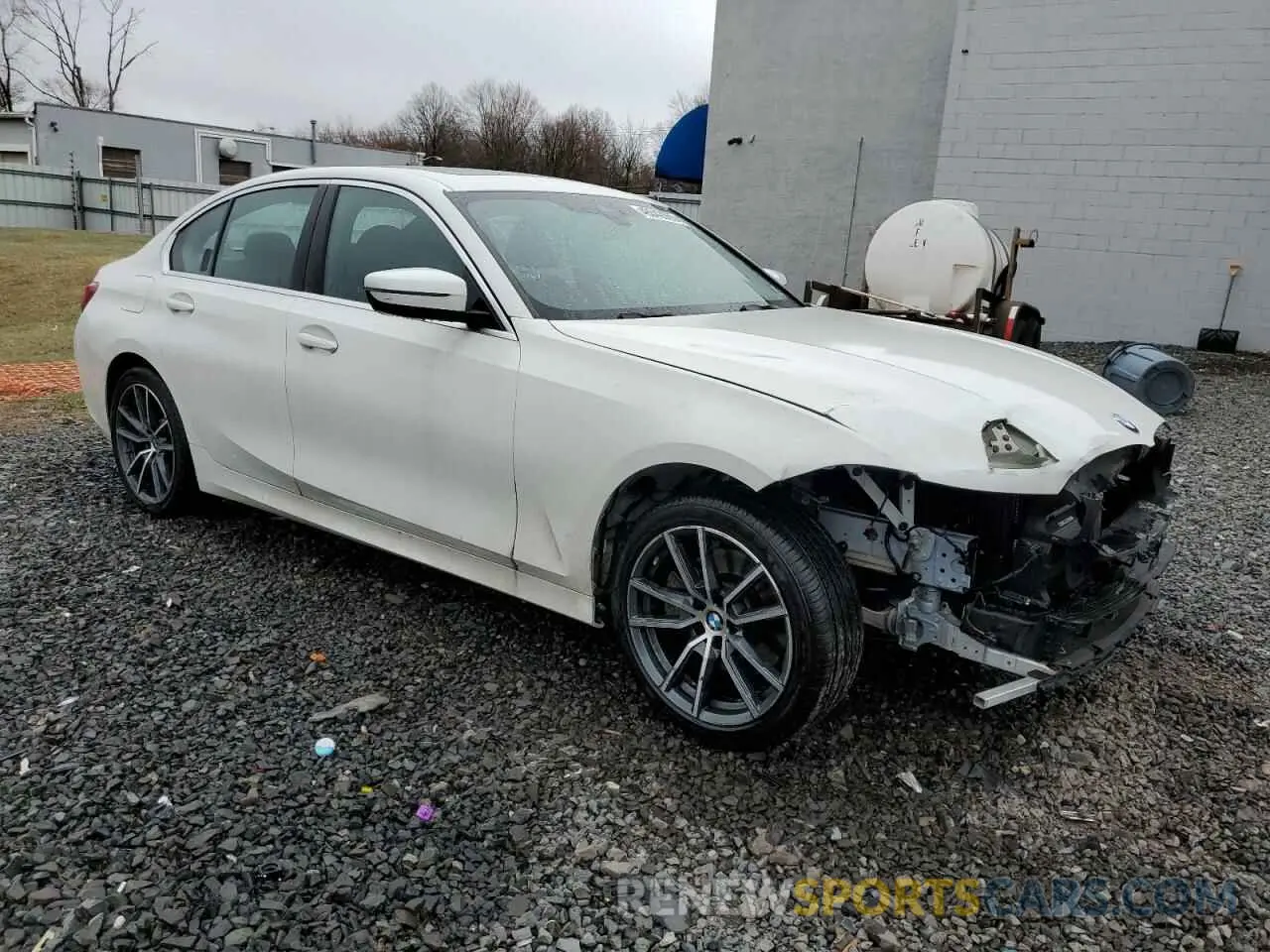 4 Photograph of a damaged car 3MW5R7J59K8B03003 BMW 3 SERIES 2019