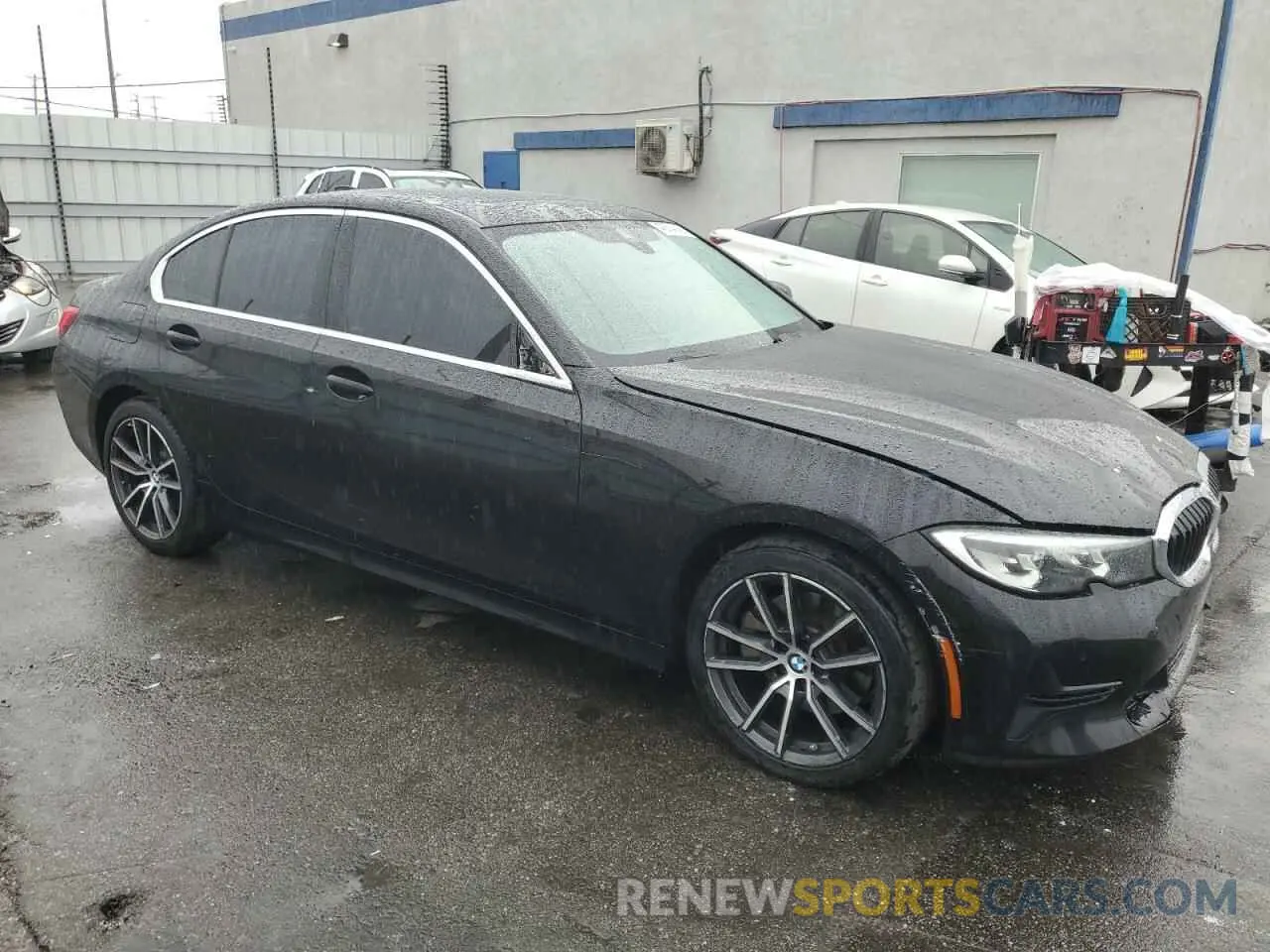 4 Photograph of a damaged car WBA5R1C56KFH08410 BMW 3 SERIES 2019