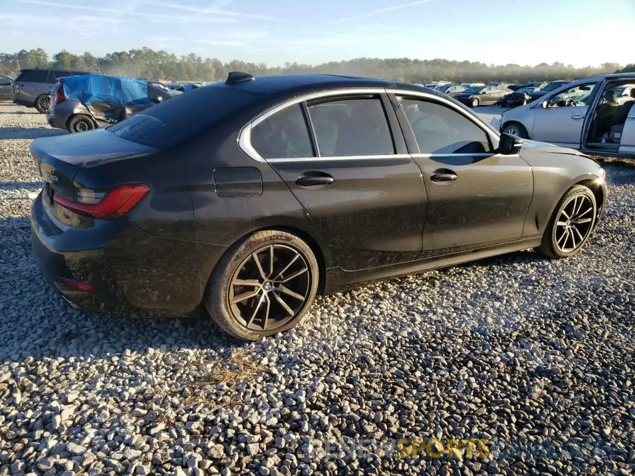 3 Фотография поврежденного автомобиля WBA5R1C57KAK12235 BMW 3 SERIES 2019