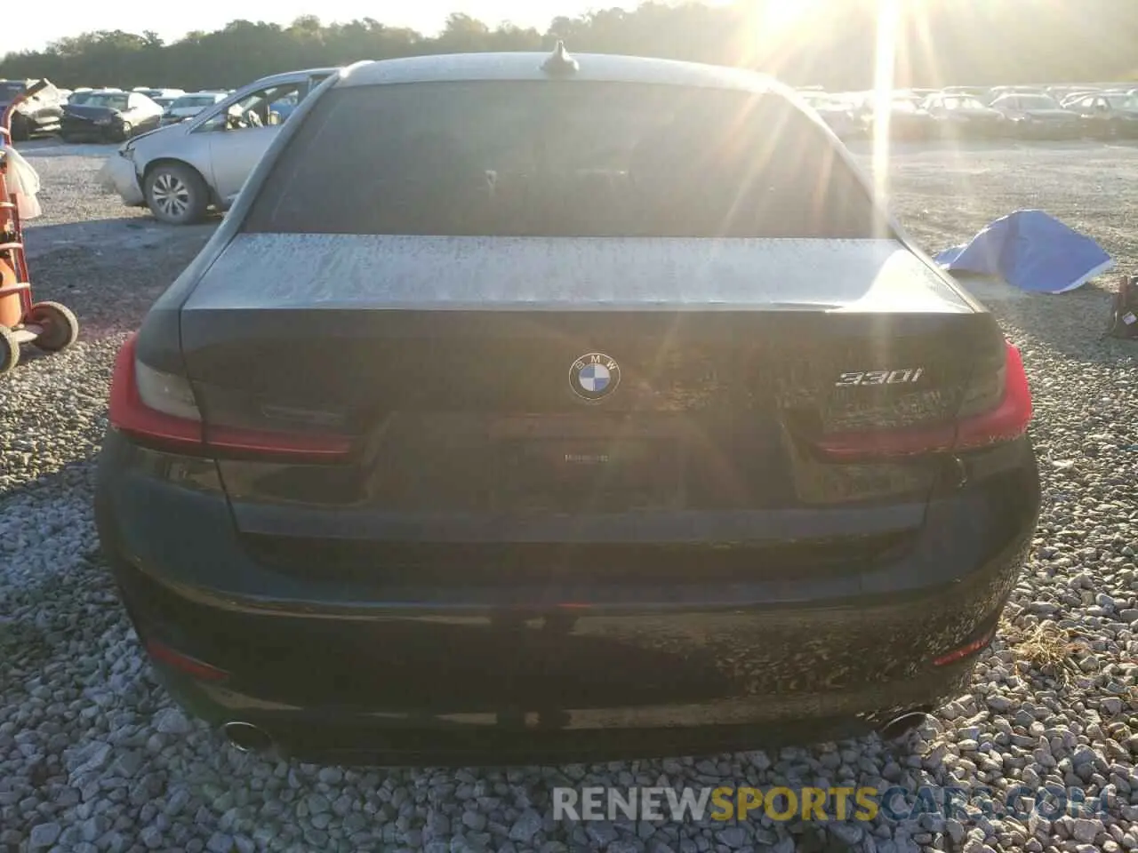 6 Фотография поврежденного автомобиля WBA5R1C57KAK12235 BMW 3 SERIES 2019