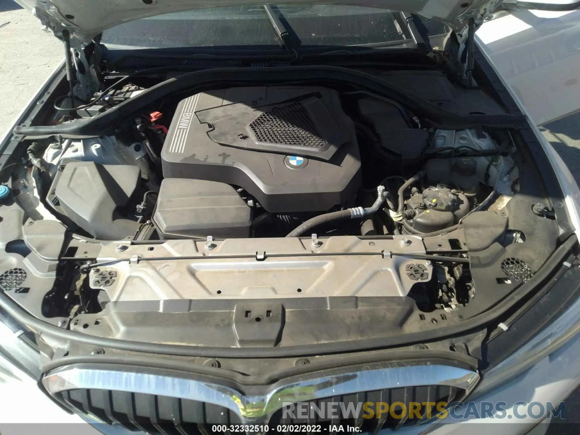 10 Photograph of a damaged car WBA5R1C58KAJ98989 BMW 3 SERIES 2019