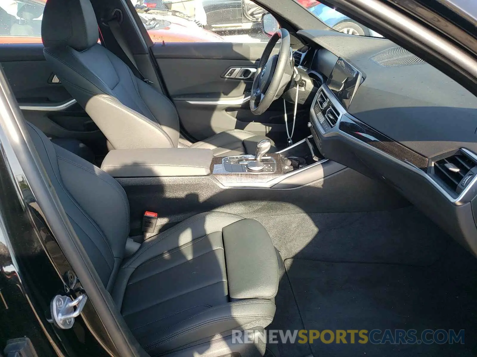 5 Photograph of a damaged car WBA5R7C50KAJ86094 BMW 3 SERIES 2019