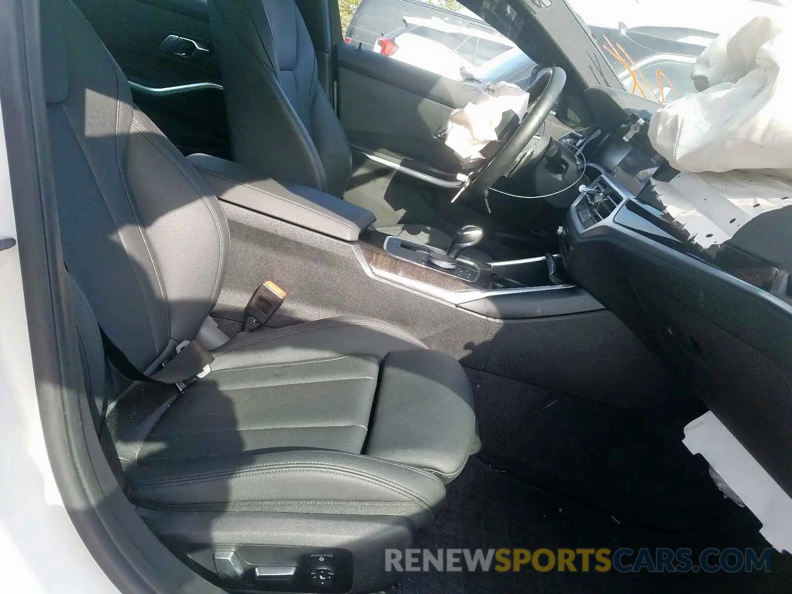5 Photograph of a damaged car WBA5R7C50KFH17218 BMW 3 SERIES 2019