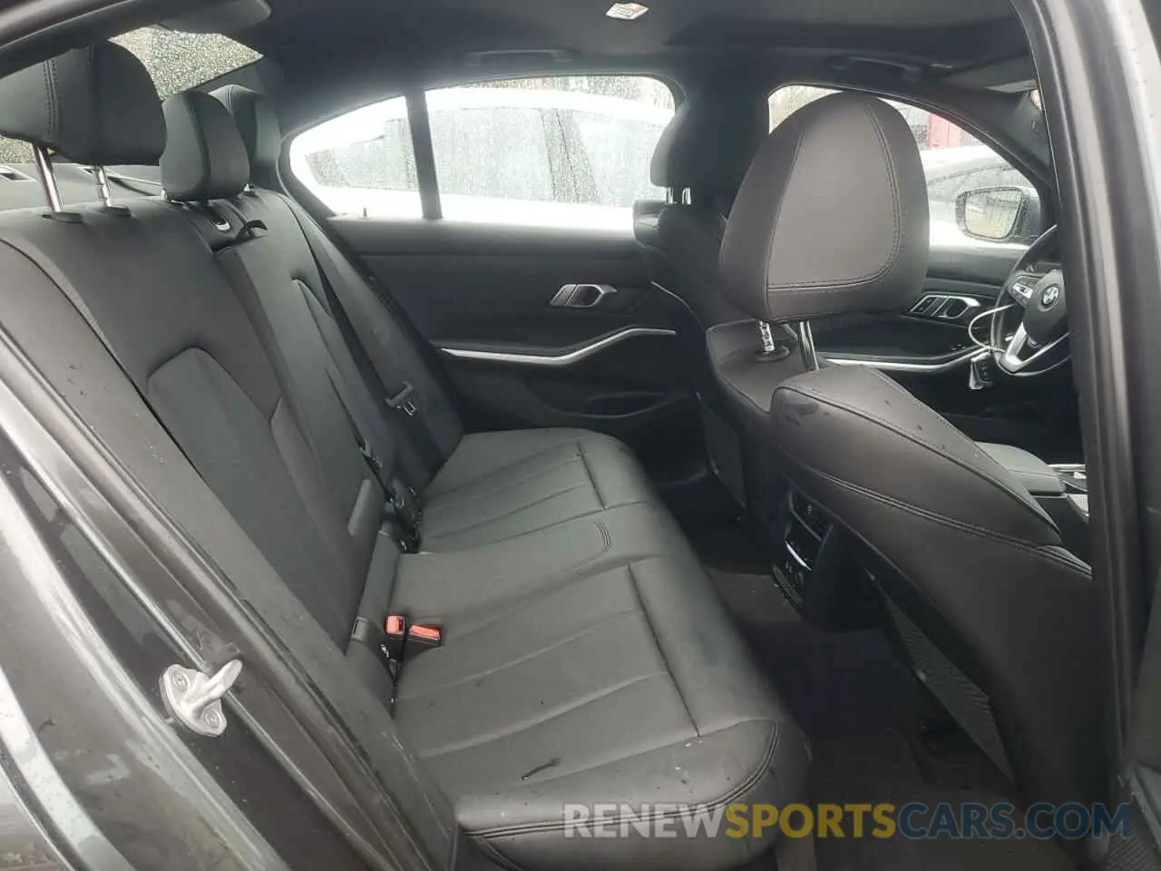 10 Photograph of a damaged car WBA5R7C52KAJ84461 BMW 3 SERIES 2019