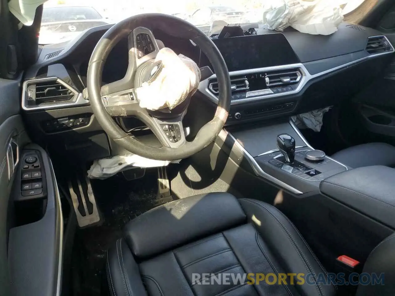 8 Фотография поврежденного автомобиля WBA5R7C54KAE82562 BMW 3 SERIES 2019
