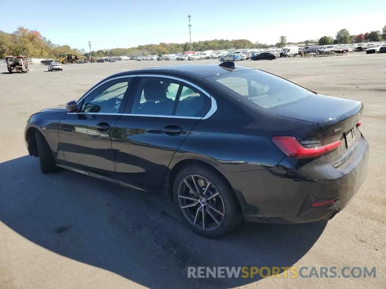 2 Фотография поврежденного автомобиля WBA5R7C54KAJ86678 BMW 3 SERIES 2019