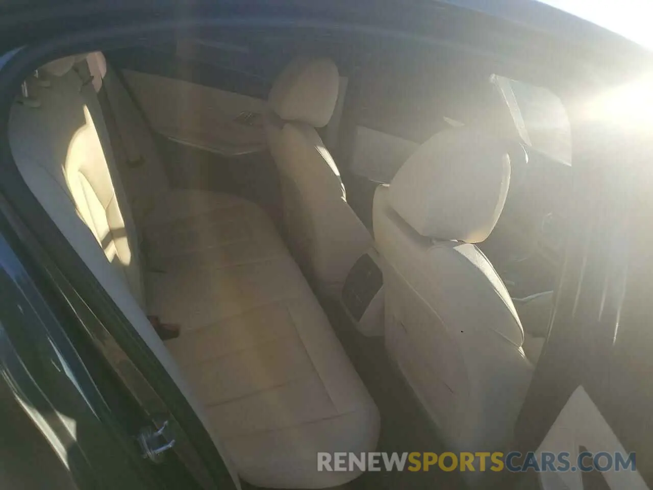 10 Фотография поврежденного автомобиля WBA5R7C54KFH12359 BMW 3 SERIES 2019