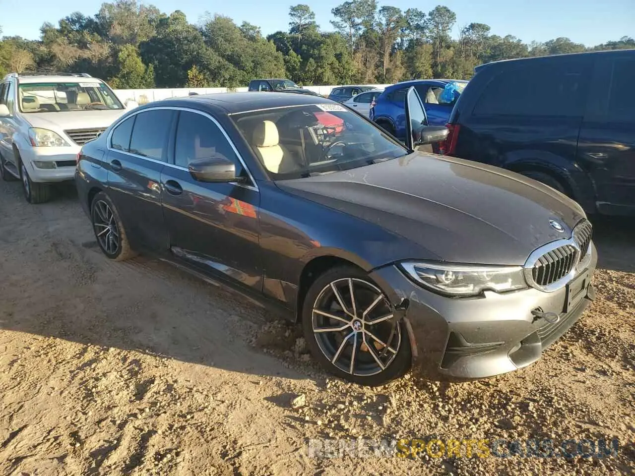 4 Фотография поврежденного автомобиля WBA5R7C54KFH12359 BMW 3 SERIES 2019