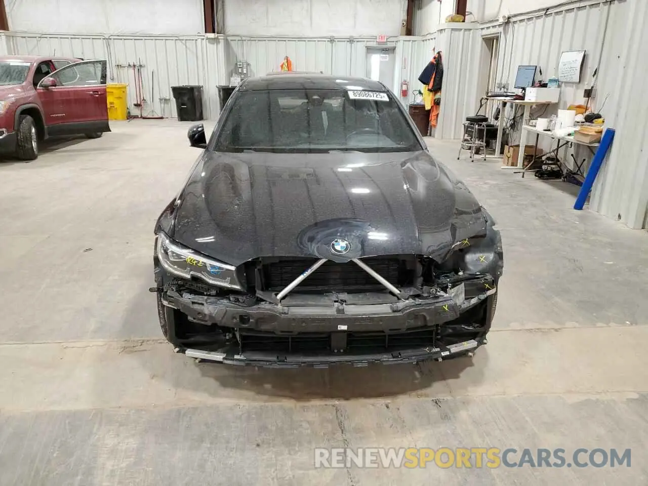 5 Photograph of a damaged car WBA5R7C59KAJ84196 BMW 3 SERIES 2019